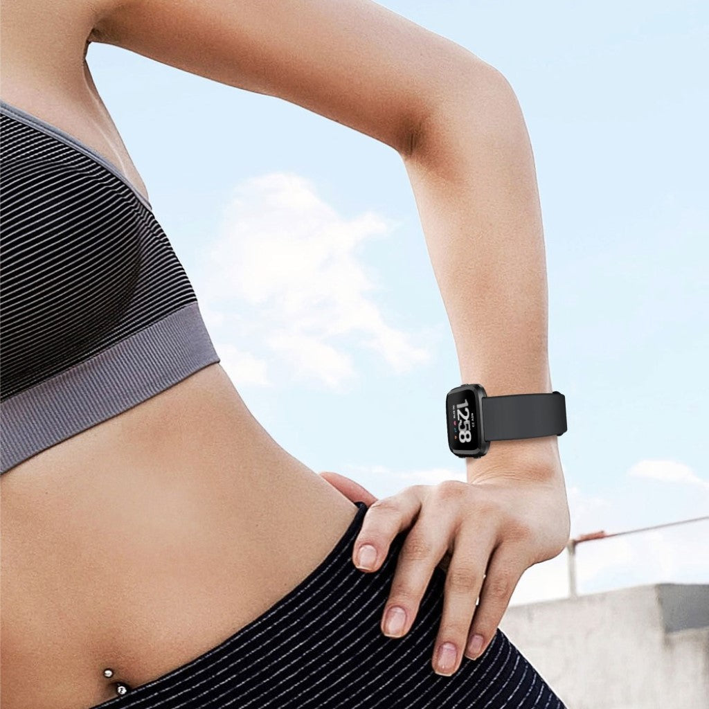 Vildt slidstærk Fitbit Versa Silikone Rem - Sort#serie_1